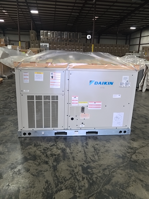 5 Ton Two-Stage Convertible Natural Gas/Electric Packaged Unit, 16.2 SEER2, 460/60/3, R32