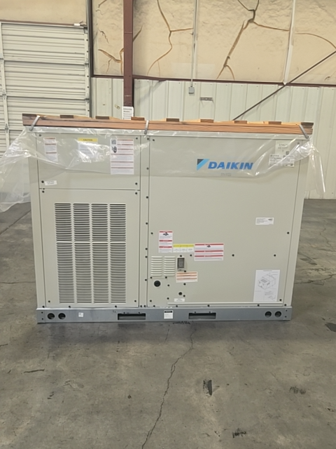 6 Ton Two-Stage Convertible Natural Gas/Electric Packaged Unit, 12.5 EER, 208-230/60/3, R32