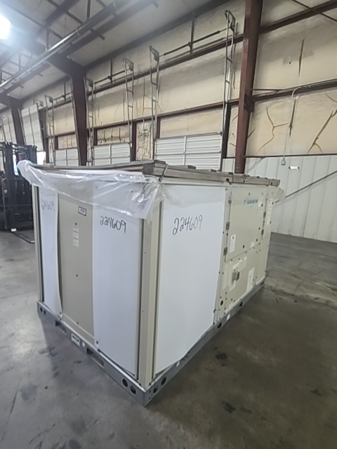 7.5 Ton Two-Stage Convertible Natural Gas/Electric Packaged Unit, 12.5 EER, 460/60/3, R32