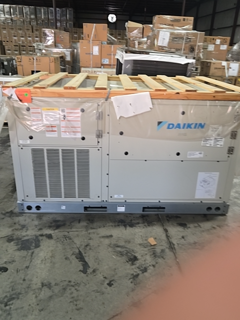 4 Ton Single-Stage Convertible Packaged Air Conditioning Unit, 13.7 SEER2, 208-230/60/3, R32