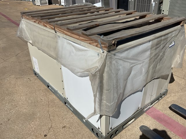 3 Ton Two-Stage Convertible Natural Gas/Electric Packaged Unit, 16.6 SEER2, 460/60/3, R32