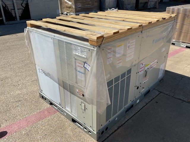 5 Ton Two-Stage Convertible Natural Gas/Electric Packaged Unit, 16.2 SEER2, 208-230/60/3, R32