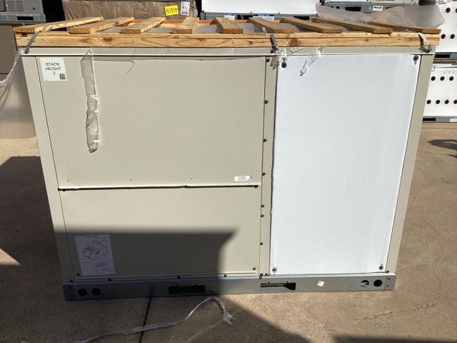 6 Ton Two-Stage Convertible Natural Gas/Electric Packaged Unit, 12.5 EER, 460/60/3, R32