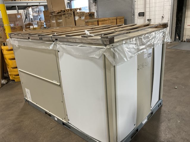 7.5 Ton Two-Stage Convertible Natural Gas/Electric Packaged Unit, 12.5 EER, 208-230/60/3, R32