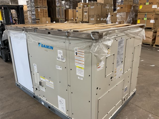 7.5 Ton Two-Stage Convertible Natural Gas/Electric Packaged Unit, 12.5 EER, 208-230/60/3, R32