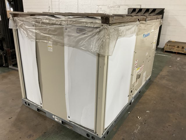 8.5 Ton Two-Stage Convertible Natural Gas/Electric Packaged Unit, 12.5 EER, 208-230/60/3, R32