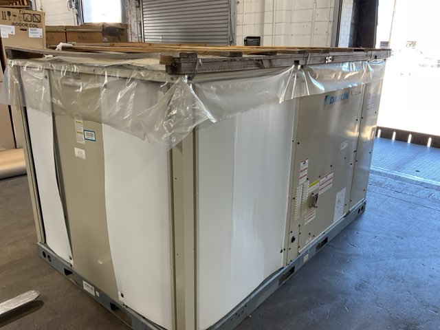 8.5 Ton Two-Stage Convertible Natural Gas/Electric Packaged Unit, 12.5 EER, 460/60/3, R32