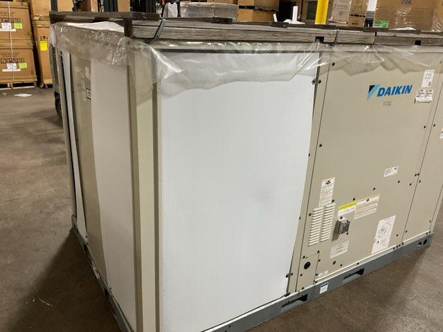 12.5 Ton Two-Stage Convertible Natural Gas/Electric Packaged Unit, 12 EER, 208-230/60/3, R32