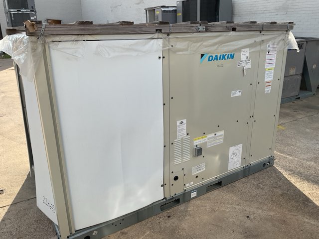 12.5 Ton Two-Stage Convertible Natural Gas/Electric Packaged Unit, 12 EER, 208-230/60/3, R32