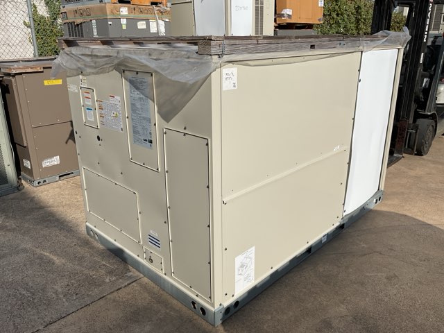 12.5 Ton Two-Stage Convertible Natural Gas/Electric Packaged Unit, 12 EER, 208-230/60/3, R32
