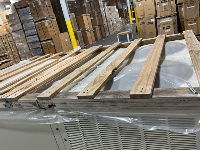 12.5 Ton Two-Stage Convertible Natural Gas/Electric Packaged Unit, 12 EER, 208-230/60/3, R32