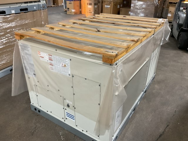 4 Ton Single-Stage Convertible Natural Gas/Electric Packaged Unit, 13.7 SEER2, 208-230/60/3, R32