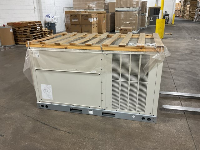 4 Ton Single-Stage Convertible Natural Gas/Electric Packaged Unit, 13.7 SEER2, 460/60/3, R32