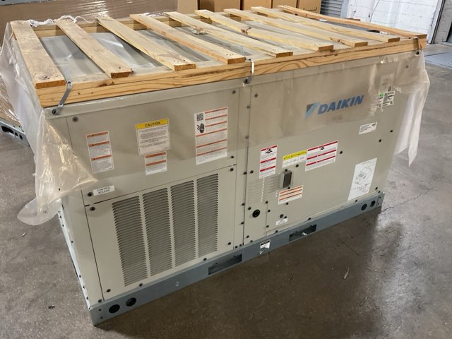 5 Ton Single-Stage Convertible Natural Gas/Electric Packaged Unit, 13.7 SEER2, 208-230/60/3, R32