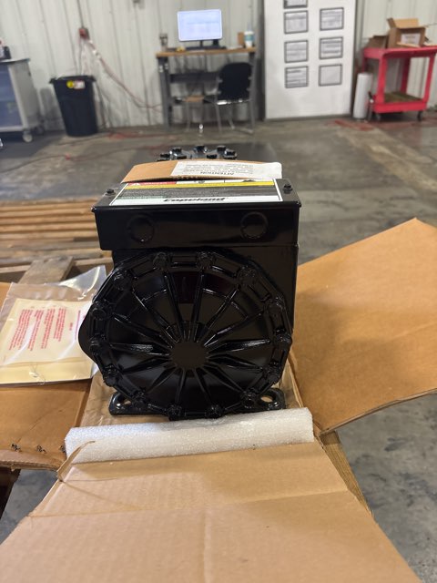 0.5 Ton Refrigeration Semi-Hermetic Compressor 208/230/60/1 R404A
