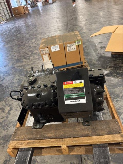 4.5 Ton Refrigeration Semi-Hermetic Compressor 460/60/3 R502