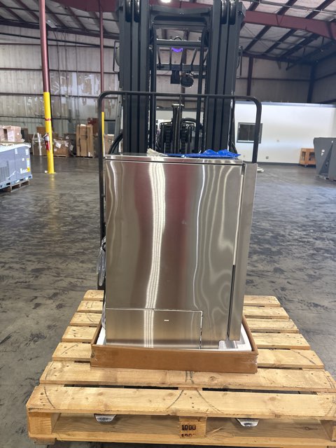 26 lb Stainless Steel Undercounter Ice Maker, 115 Volt
