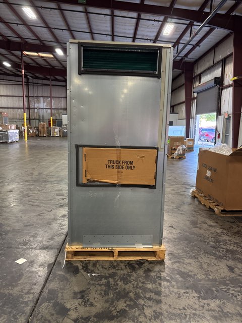 3 Ton Wall-Mount Gas/Electric Air Conditioner, 11 EER, 208-230/60/1, R410A