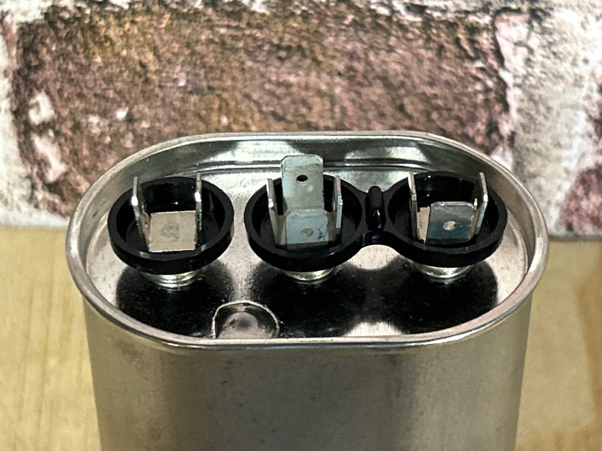 370 Vac, 25+4MFD 50/60 Hz, Oval Capacitor