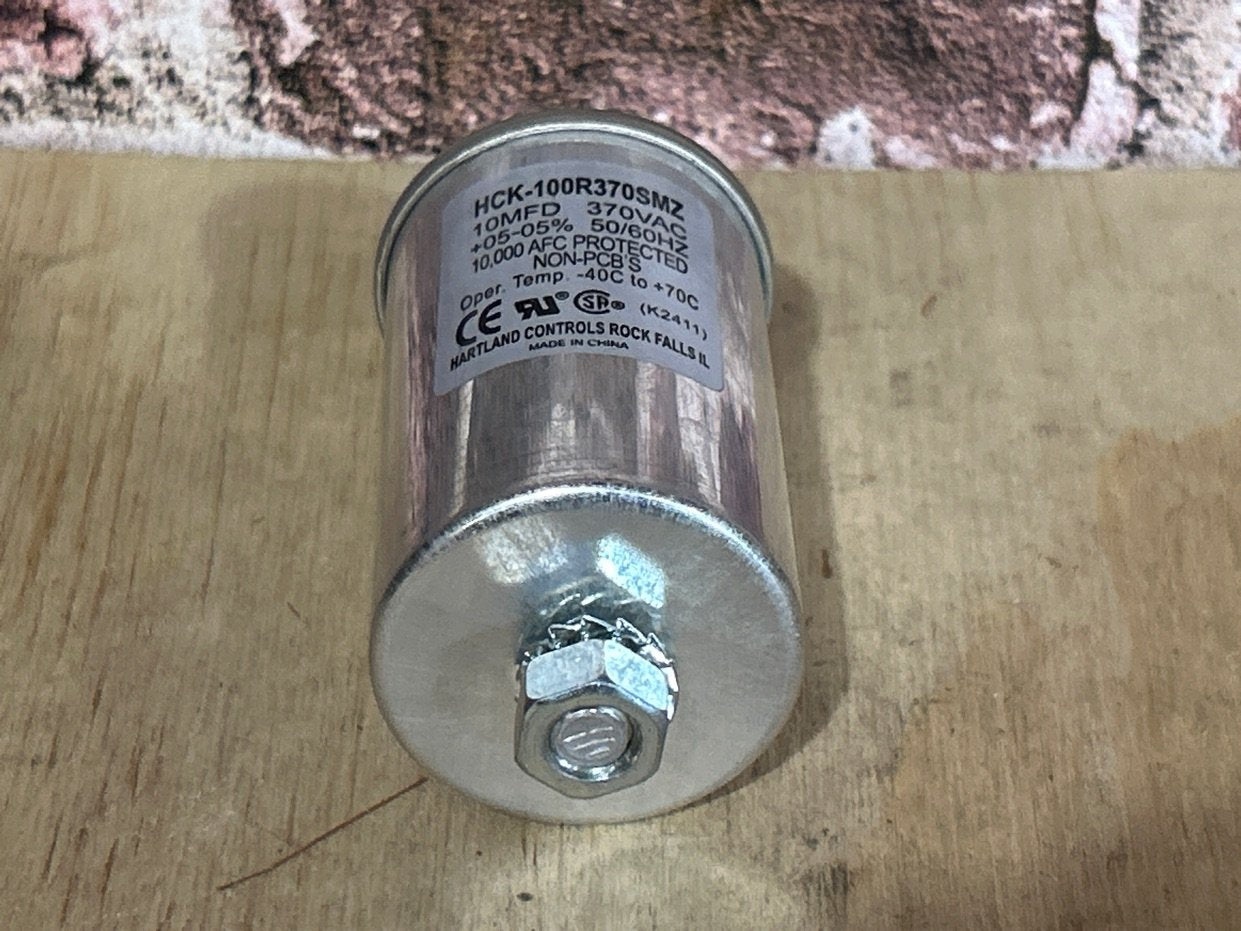 370 Vac, 10MFD 50/60 Hz, Round Capacitor