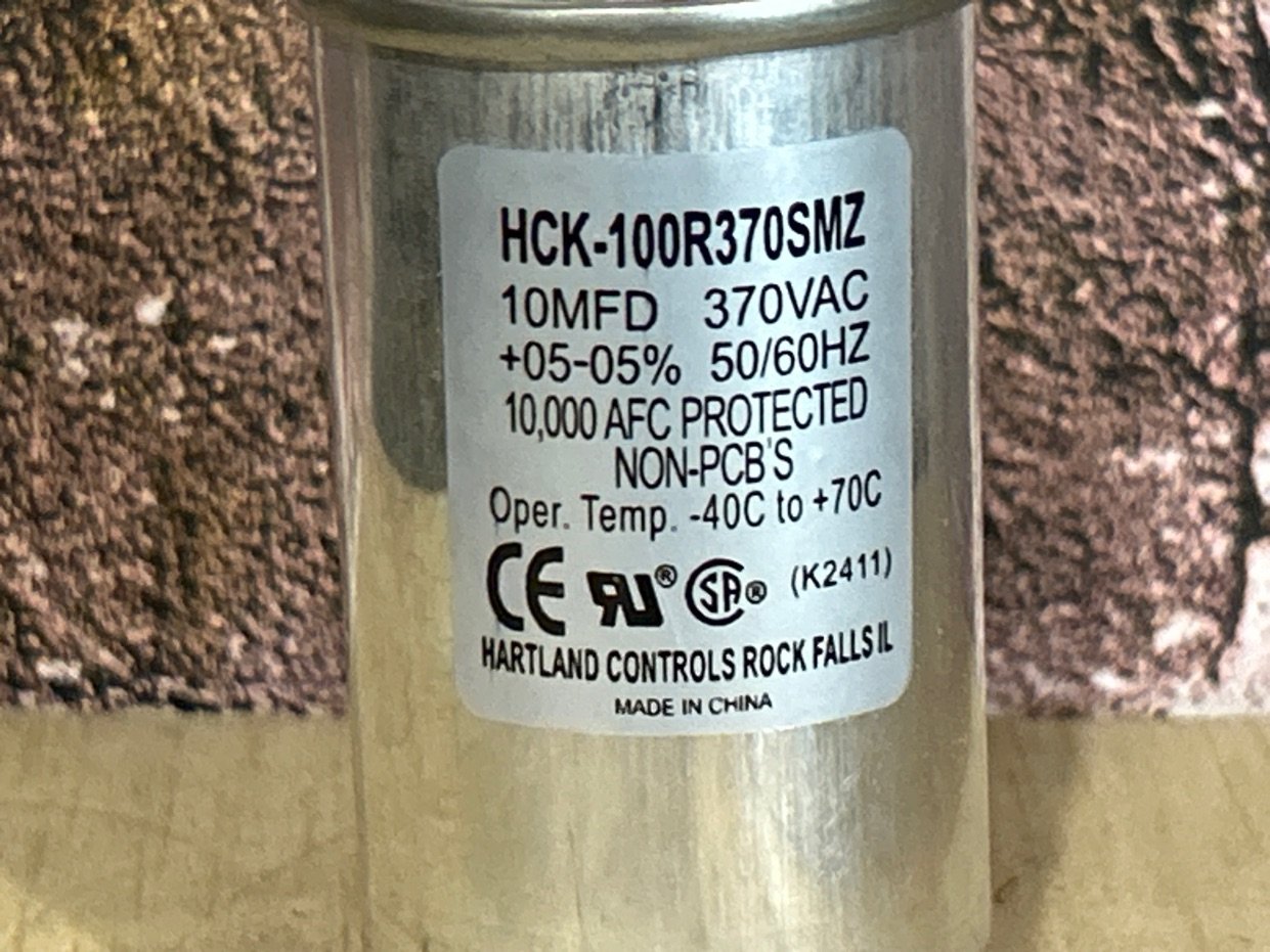 370 Vac, 10MFD 50/60 Hz, Round Capacitor