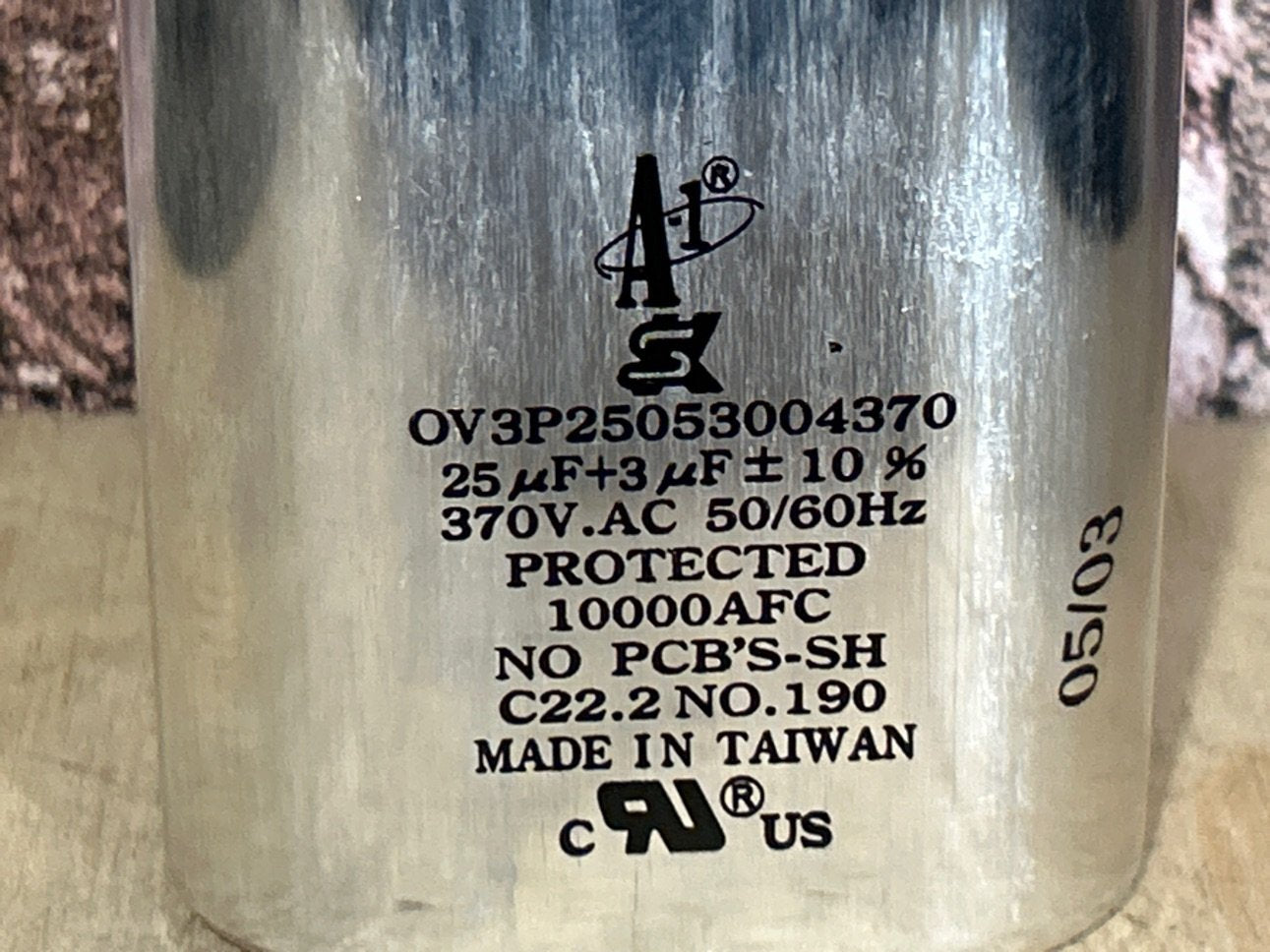 370 Vac, 25+3MFD 50/60 Hz, Oval Capacitor