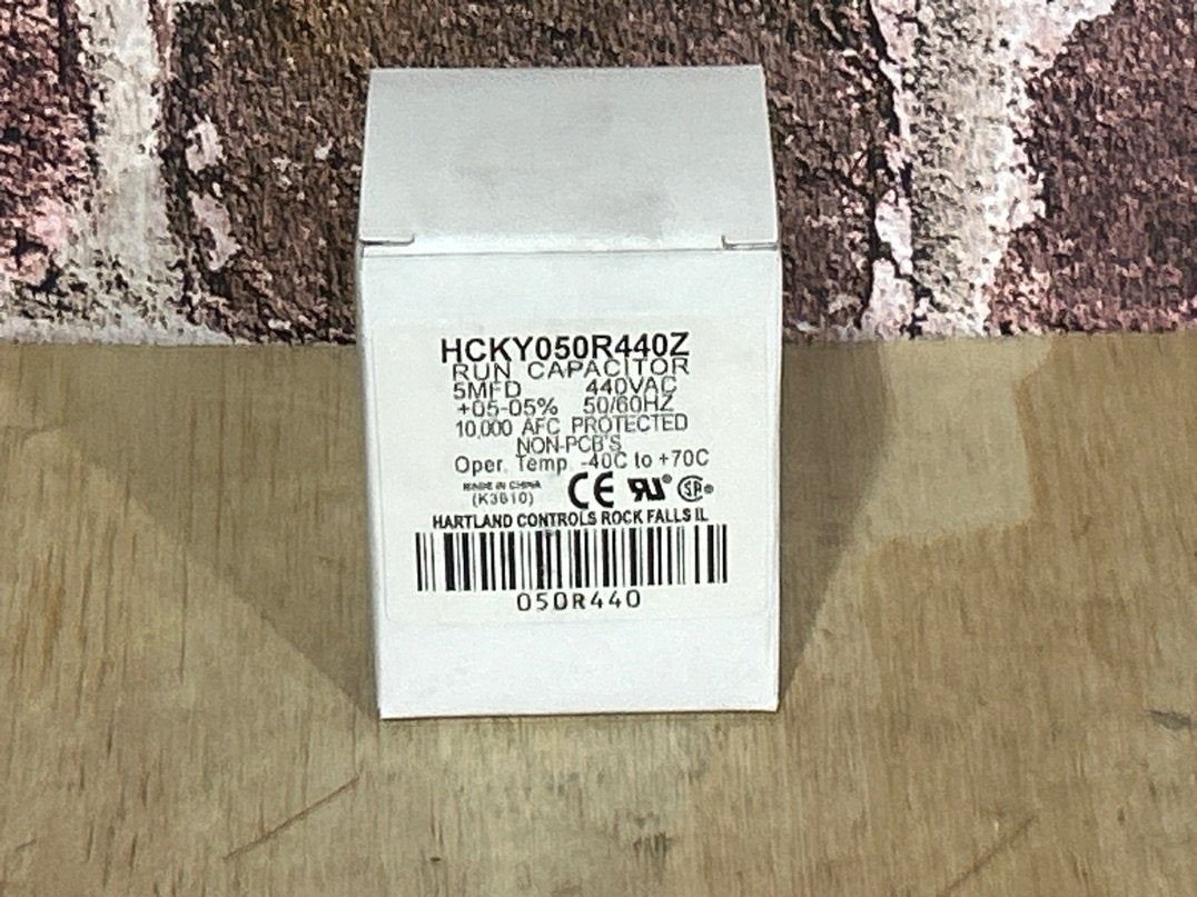 440 Vac, 5MFD 50/60 Hz, Round Capacitor