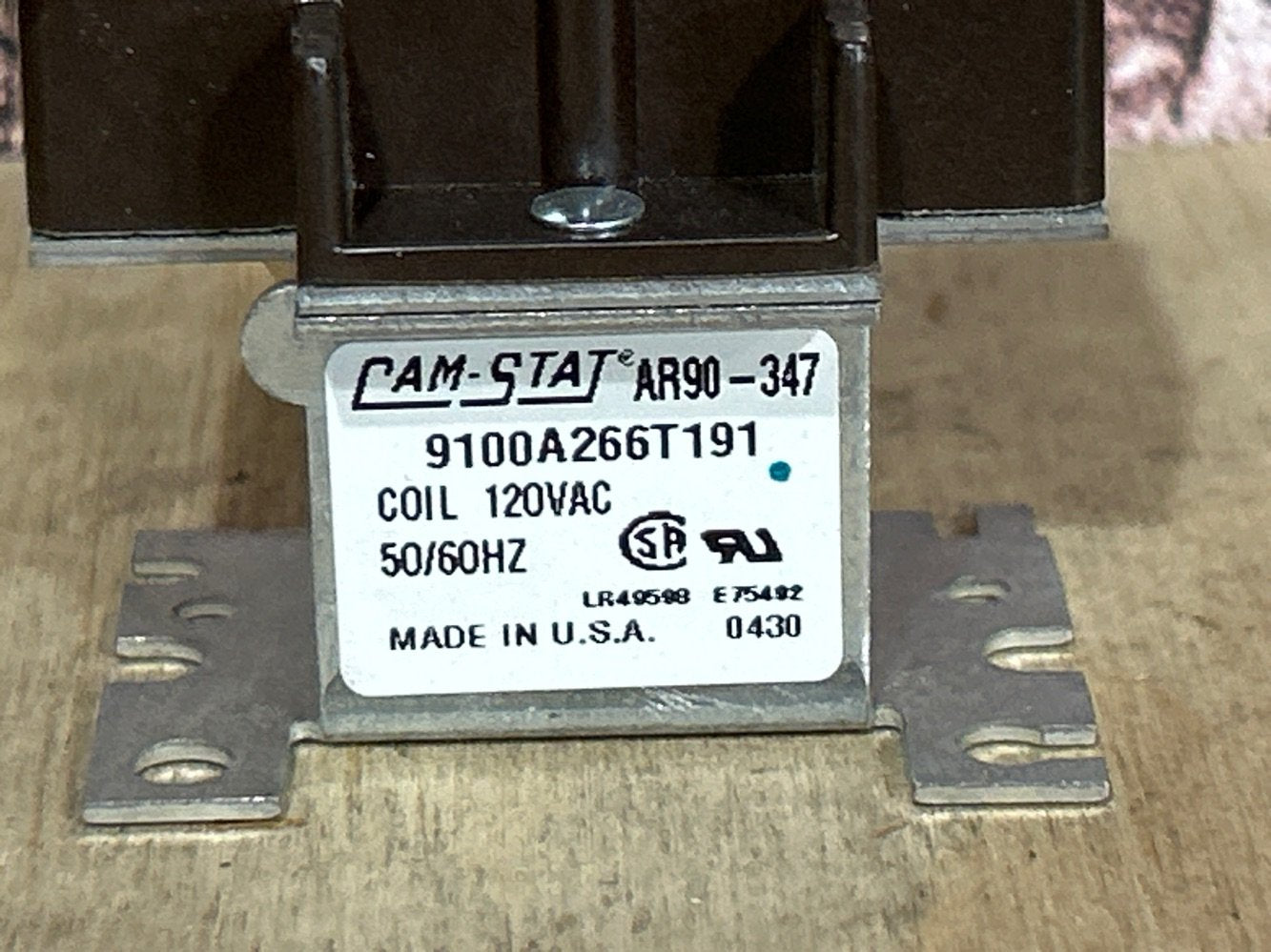 12 V, 50/60 Hz, 12 Amps, Relay