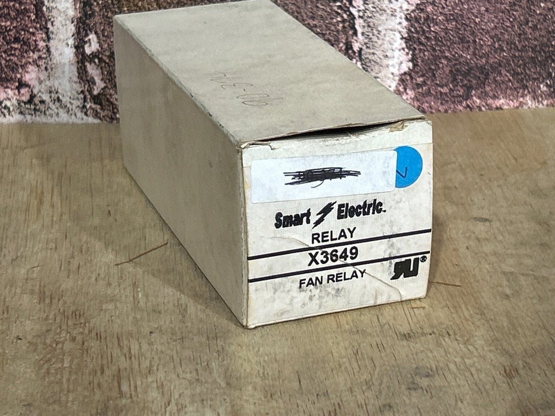 208/240 V, 50/60 Hz, 12 Amps, Relay