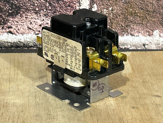 208/240 V, 50/60 Hz, 30 Amps 2 Pole Contactor