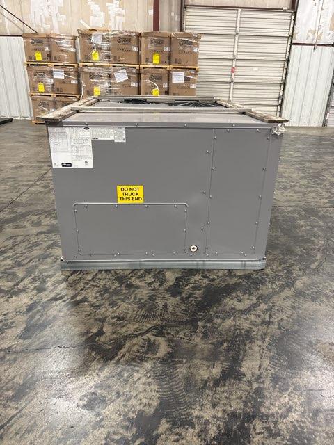 7.5 Ton Two-Stage Convertible Packaged Air Conditioning Unit, 11.2 EER, 460/60/3, R410A