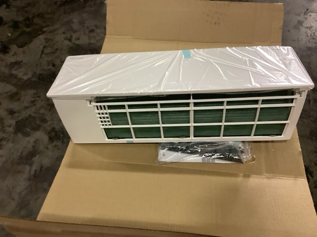 12,000 BTU Single-Zone Indoor Inverter Heat Pump Mini Split Unit, 20 SEER2 208-230/60/1 R-410A