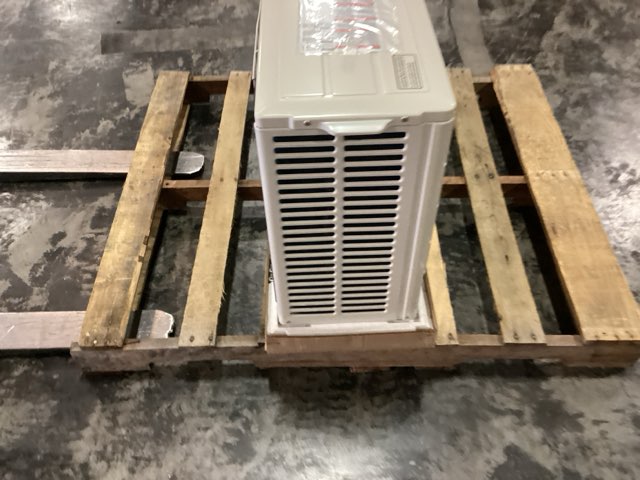 12,000 BTU Single-Zone Outdoor Inverter Heat Pump Mini Split Unit, 16 SEER 208-230/60/1 R-410A
