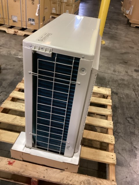 24,000 BTU Single-Zone Outdoor Inverter Heat Pump Mini Split Unit, 15.2 SEER2 208-230/60/1 R-410A