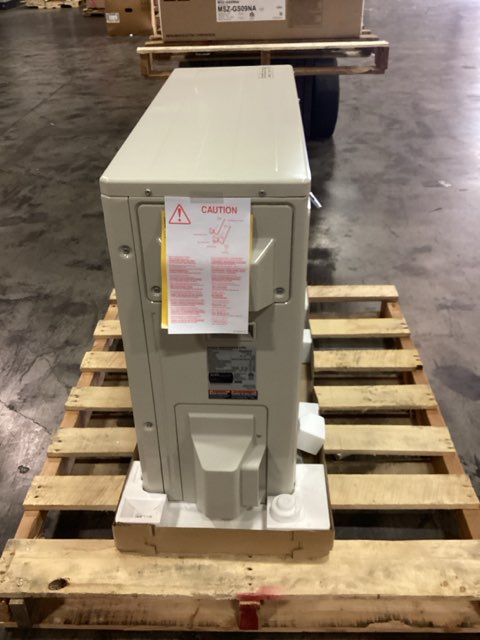 24,000 BTU Single-Zone Outdoor Inverter Heat Pump Mini Split Unit, 15.2 SEER2 208-230/60/1 R-410A
