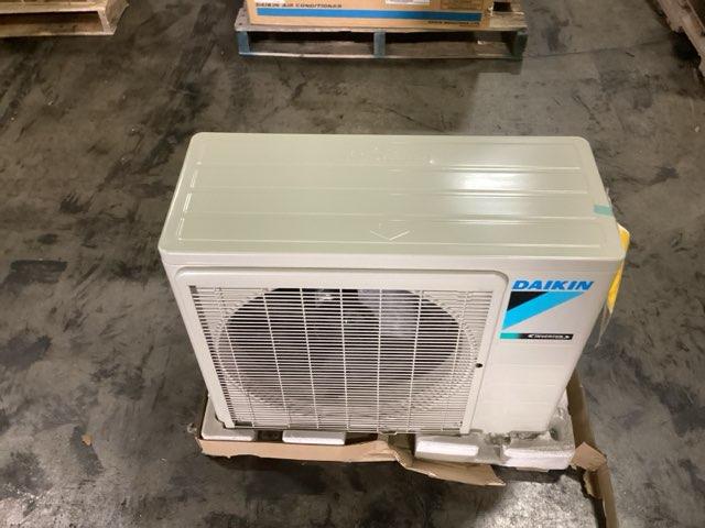 9,000 BTU Single-Zone Outdoor Inverter Heat Pump Mini Split Unit, 19 SEER 208-230/60/1 R-410A