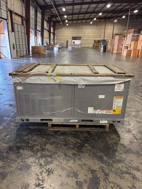 3 Ton Single-Stage Convertible Packaged Air Conditioning Unit, 13.4 SEER2, 460/60/3, R454B