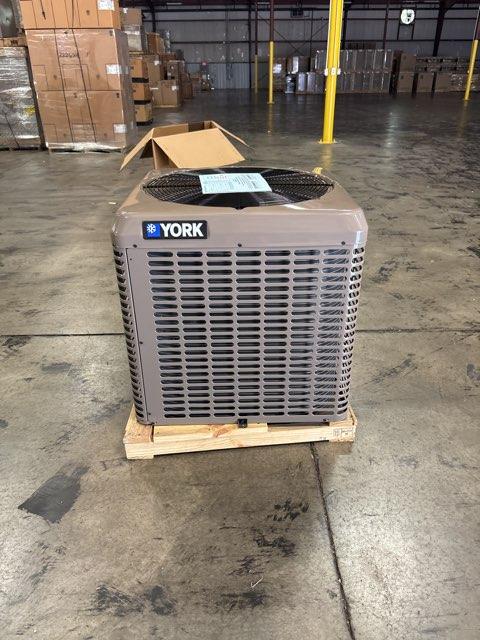 3 Ton Single-Stage Split-System Air Conditioner 208-230/60/3 R410A 13 SEER