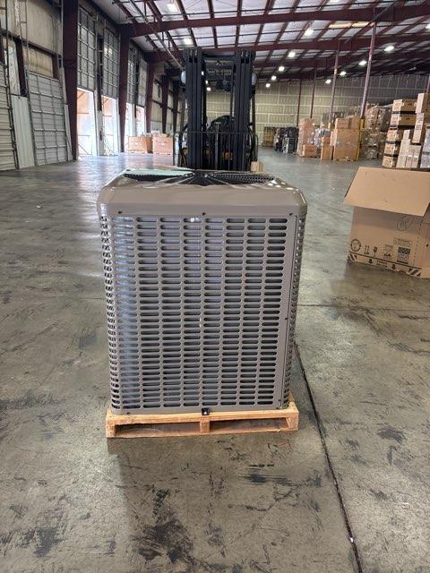 2.5 Ton Single-Stage Split-System Heat Pump 460/60/3 R410A 14 SEER