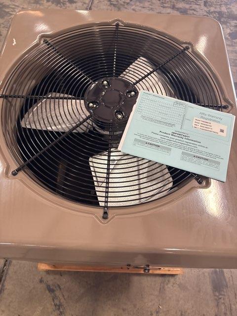 2.5 Ton Single-Stage Split-System Heat Pump 460/60/3 R410A 14 SEER