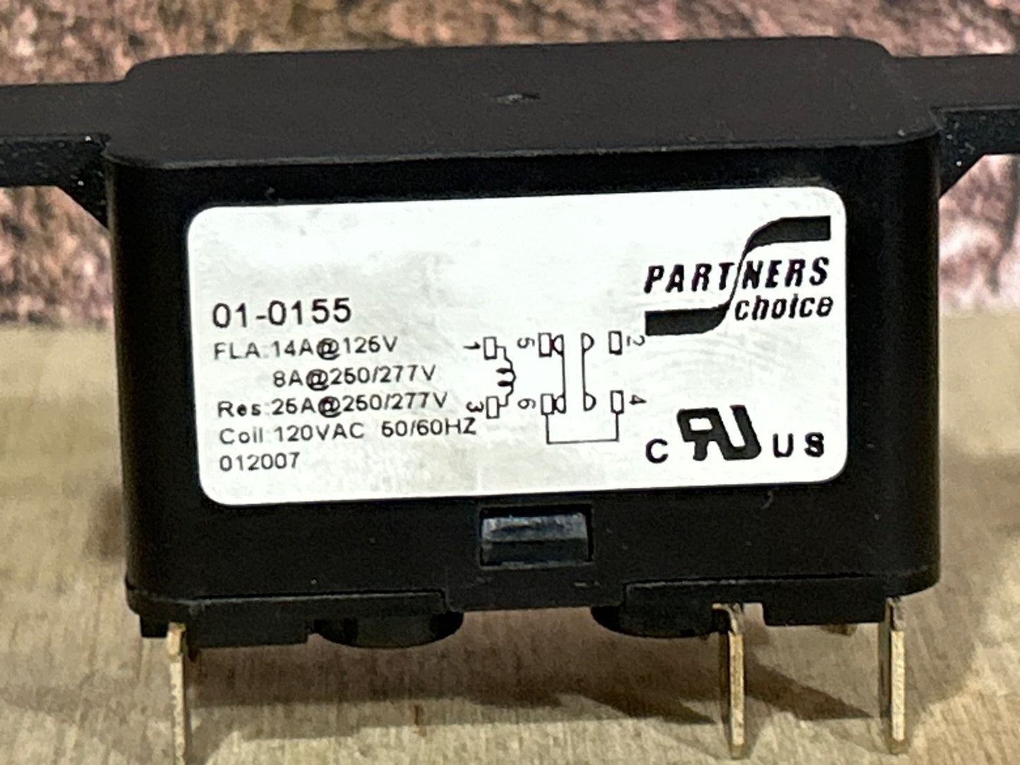 120 V, 50/60 Hz, 14 Amps, Relay