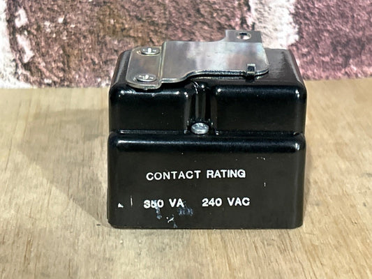 24 V, 50/60 Hz, Relay
