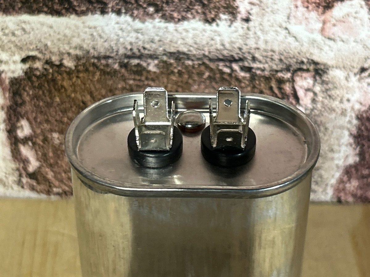370 Vac, 55MFD 50/60 Hz, Oval Capacitor