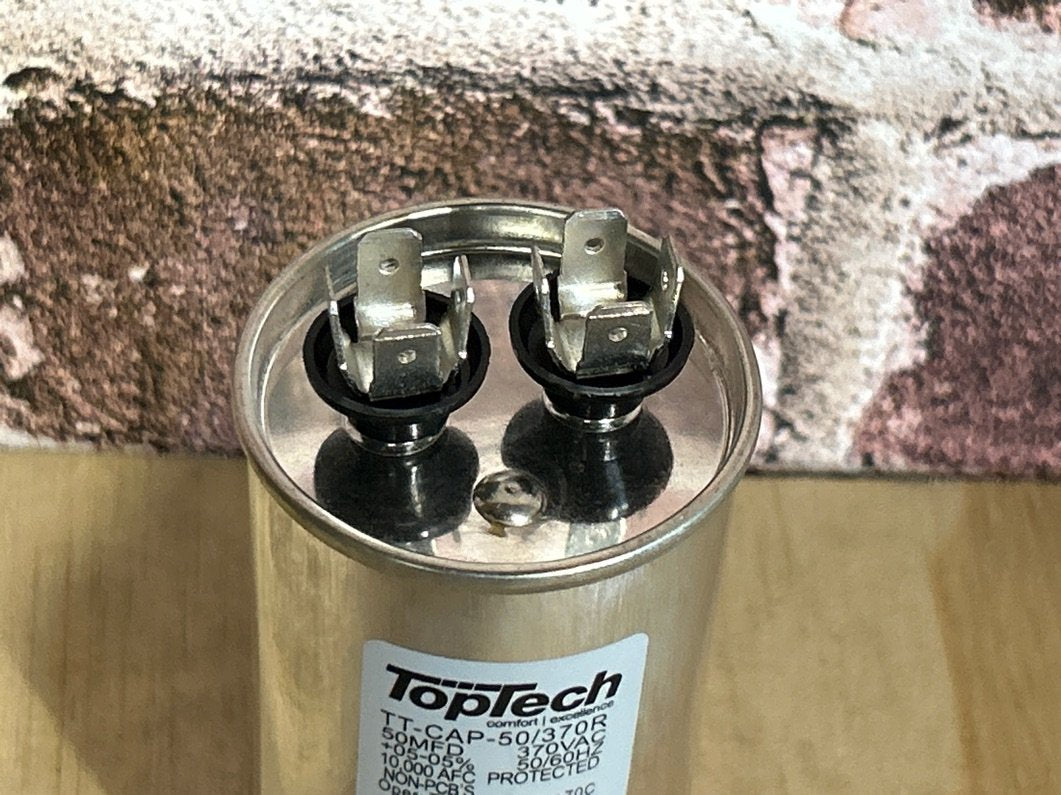 370 Vac, 50MFD 50/60 Hz, Round Capacitor