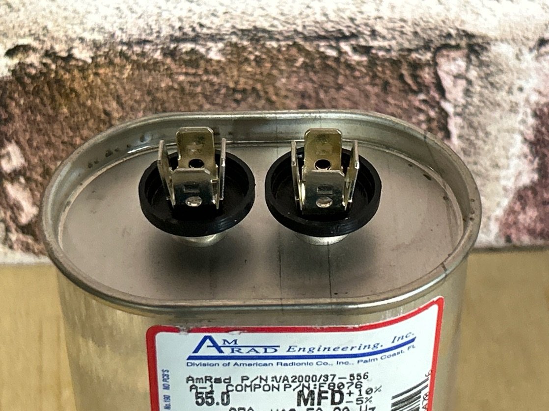 370 Vac, 55MFD 50/60 Hz, Oval Capacitor