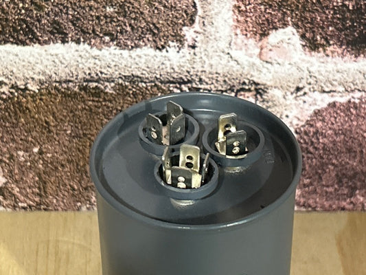 370 Vac, 60+3MFD 50/60 Hz, Round Capacitor