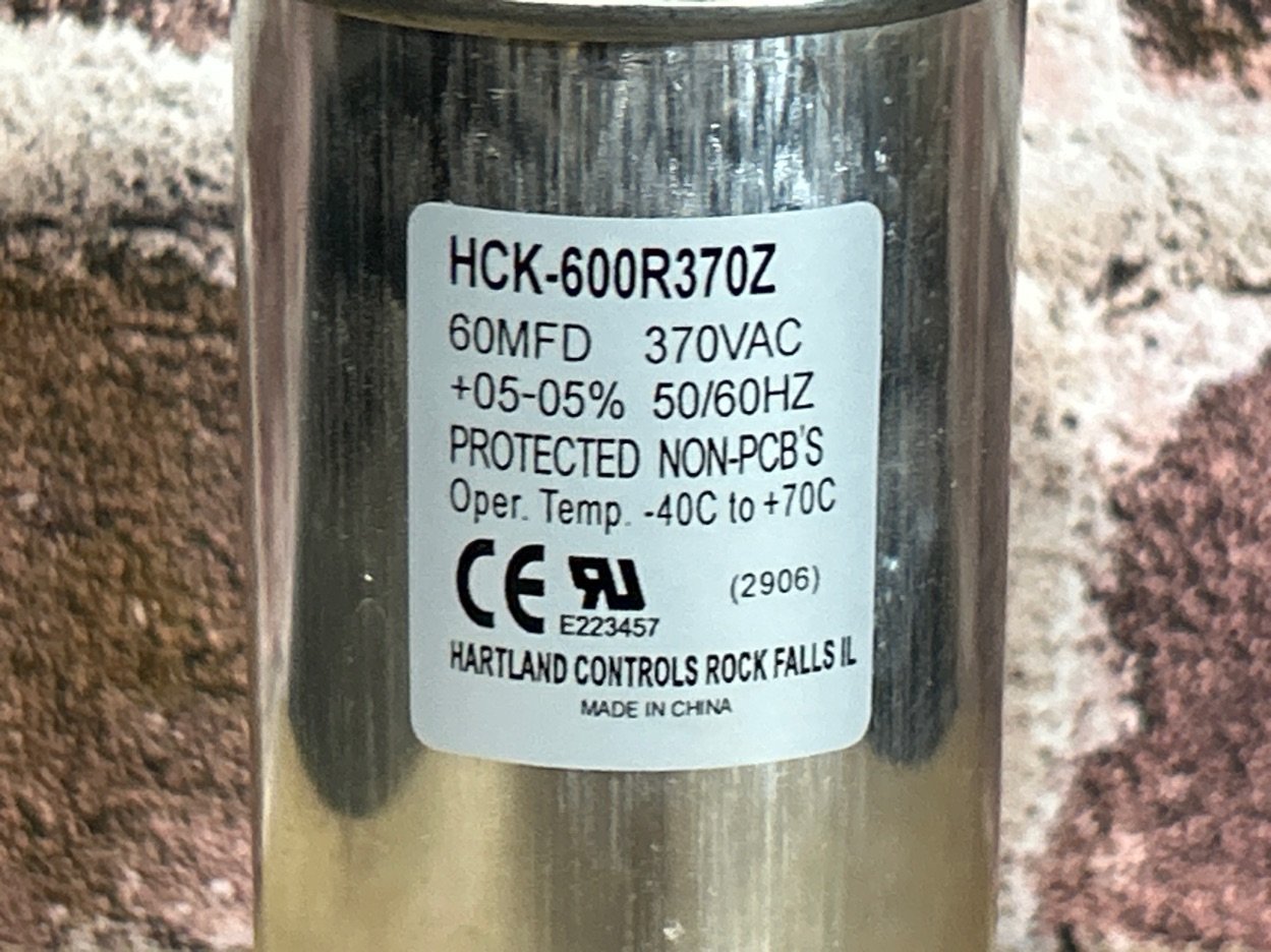370 Vac, 60MFD 50/60 Hz, Round Capacitor