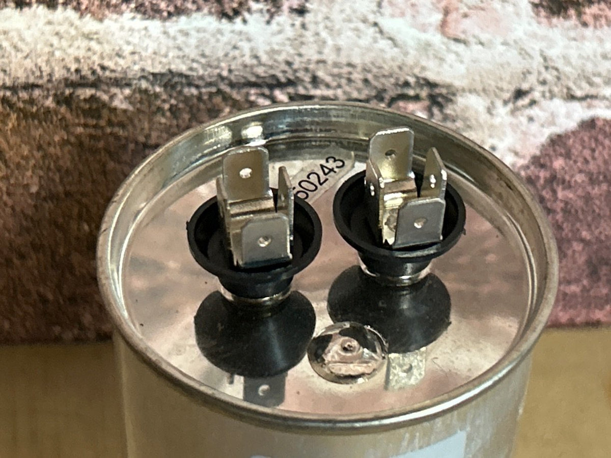 370 Vac, 80MFD 50/60 Hz, Round Capacitor