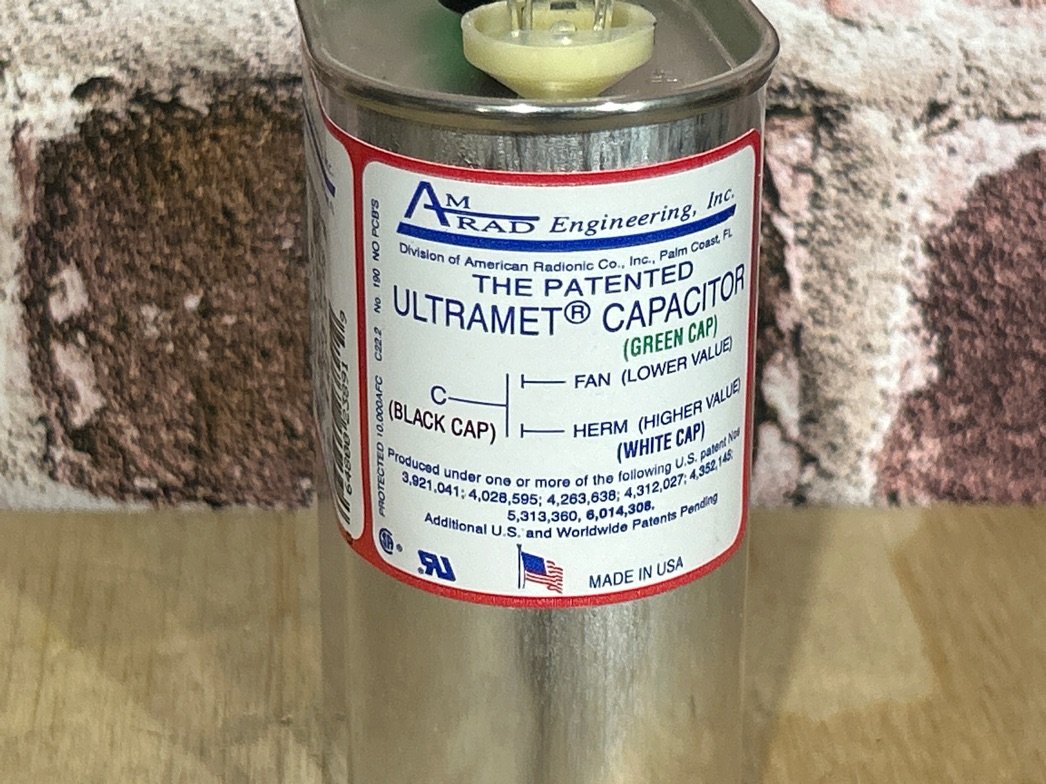 370 Vac, 15+10MFD 50/60 Hz, Oval Capacitor