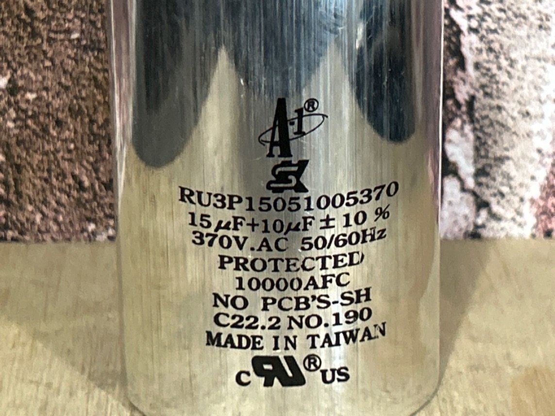 370 Vac, 15+10MFD 50/60 Hz, Round Capacitor
